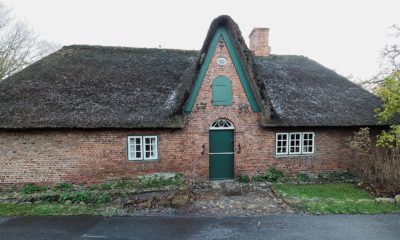 Friesisches reedgedecktes Wohnhaus Takerwai 2