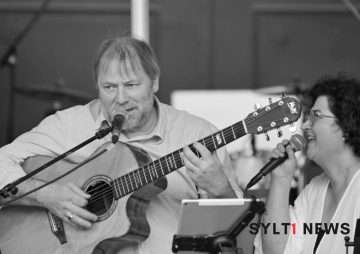 Sylt News. Wulli & Sonja: VIRTUOS WILD WITZIG. 53 Sylt News - Willi und Sonja