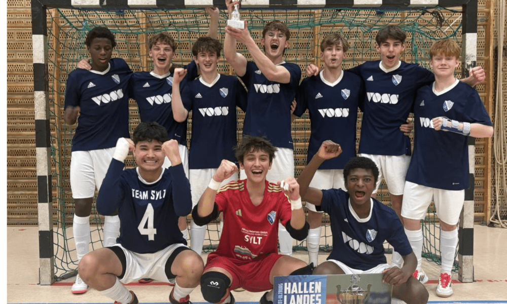 Triumph unterm Hallendach: Wie Westerlands B-Jugend Nordfrieslands Fußballthron bestieg