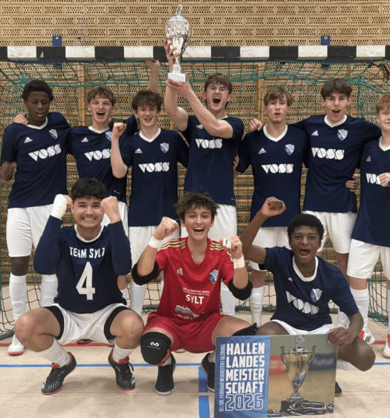 Triumph unterm Hallendach: Wie Westerlands B-Jugend Nordfrieslands Fußballthron bestieg