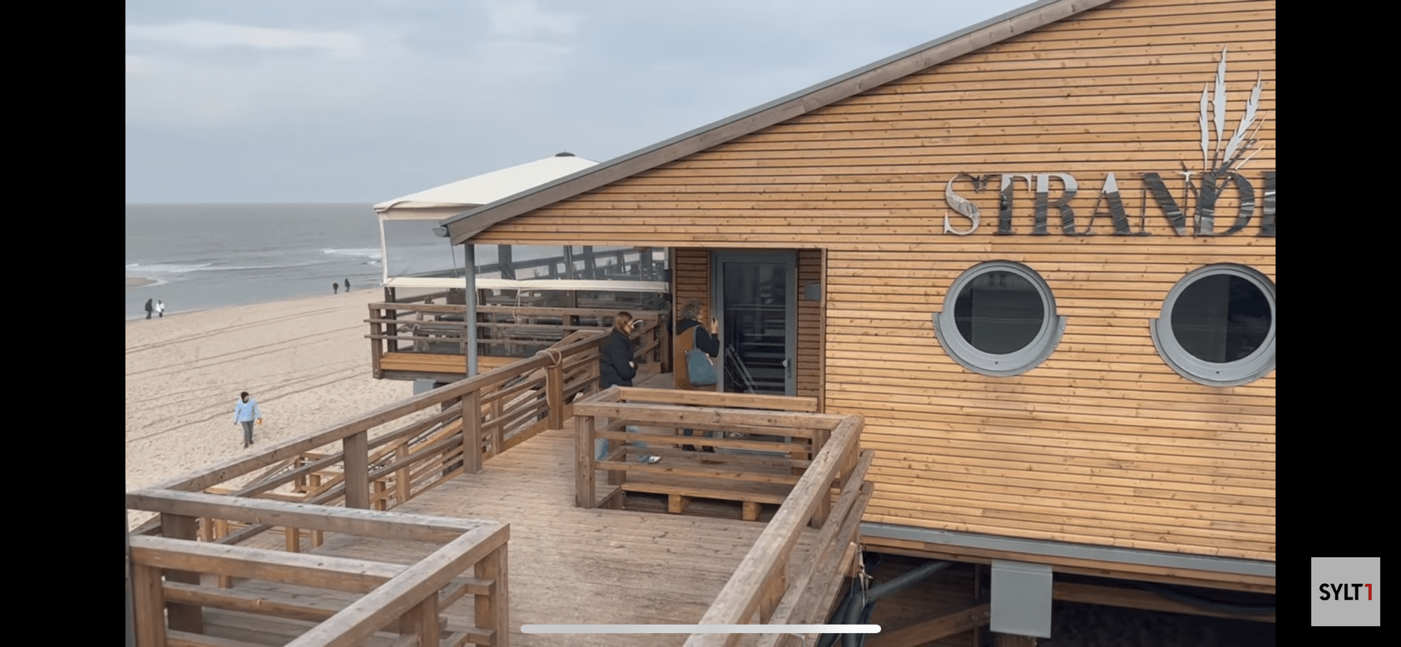 Eine kulinarische Liebeserklärung an die Insulaner: Das Strandhafer bittet zu Tisch