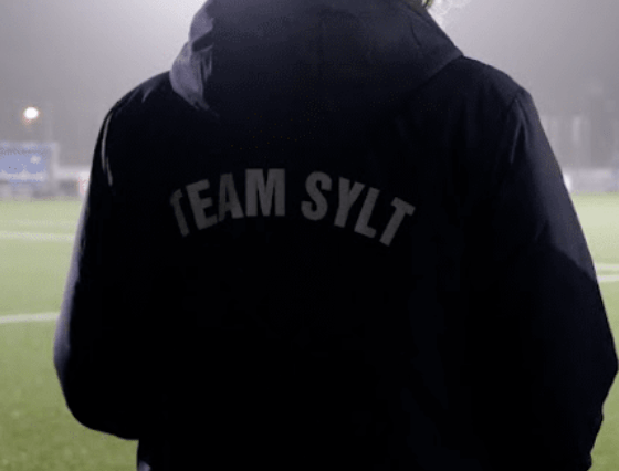 Mission Aufstieg: Team Sylt unter Flutlicht gefordert