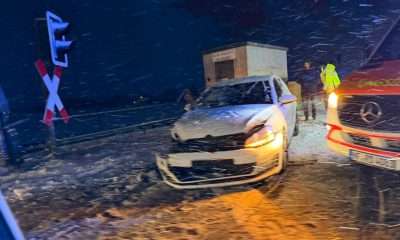 Verkehrsunfall am Bahnübergang Keitum: Glätte sorgt für Gefahr im Berufsverkehr
