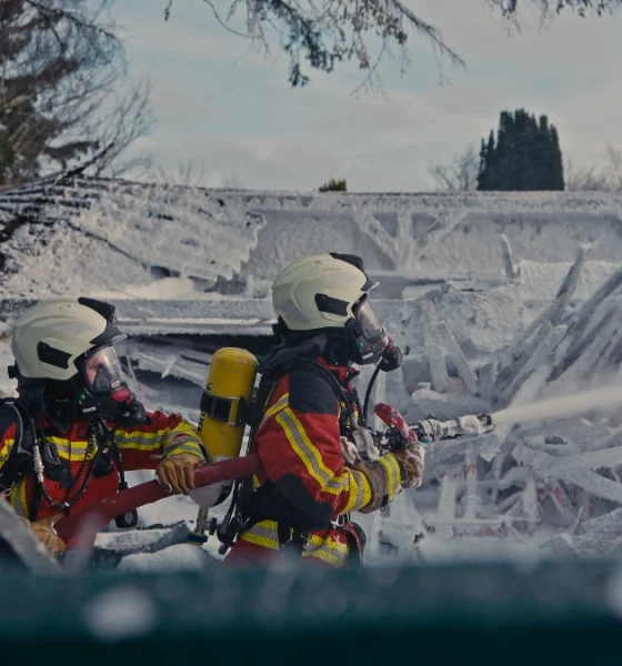 Sylt Video - Flammen-Inferno in Westerland: Gasofen-Explosion zerstört Friedhofsgärtnerei
