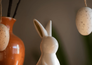 Ausmisten mit Premium-Meerblick: Standplätze für den Osterflohmarkt sichern