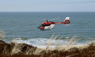 Blitzschnelle Rettung am Weststrand – Helikopter landet nach Notfall direkt im Sand