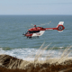Blitzschnelle Rettung am Weststrand – Helikopter landet nach Notfall direkt im Sand