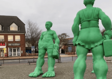 Grün, riesig, und seit 25 Jahren da: Westerlands umstrittenste Kunstfrage 92 Grün, riesig, und seit 25 Jahren da: Westerlands umstrittenste Kunstfrage