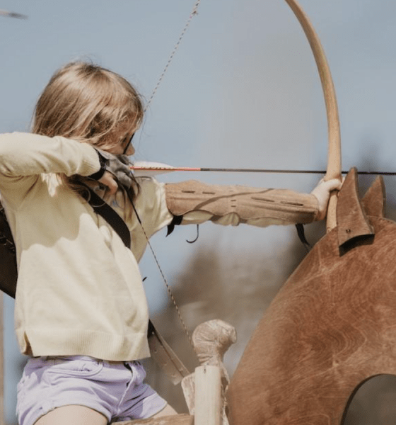 Pfeile, Fokus, Freiheit: Finden Sie morgen Ihre Mitte am Tinnumer Sportzentrum