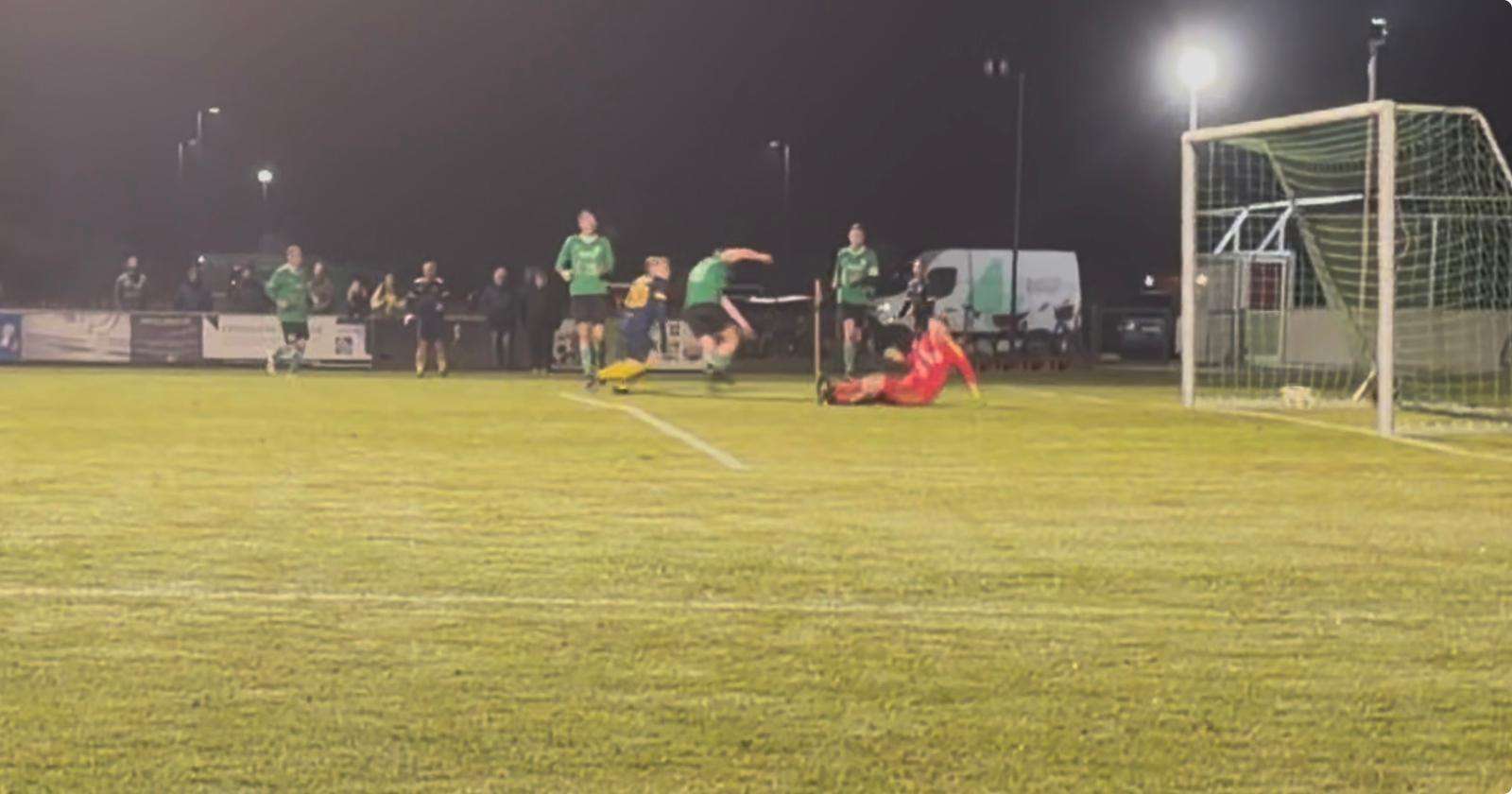 Befreiungsschlag in Wenningstedt: SC Norddörfer bezwingt SV Hemme mit Leidenschaft 13 Spiegel trifft zum vorentscheidenen 2:0 für den SCN