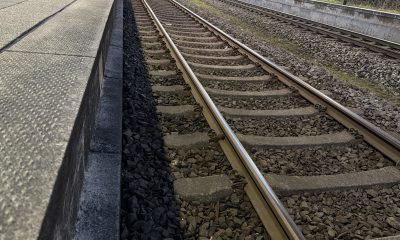 Lebensgefährlicher Stunt am Bahnhof Westerland: Fahrgast springt aus anrollendem Zug!
