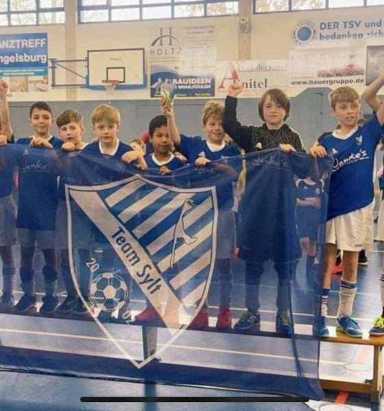 Insel-Zauber in Rantrum: Sylter F-Jugend stürmt aufs nordfriesische Treppchen