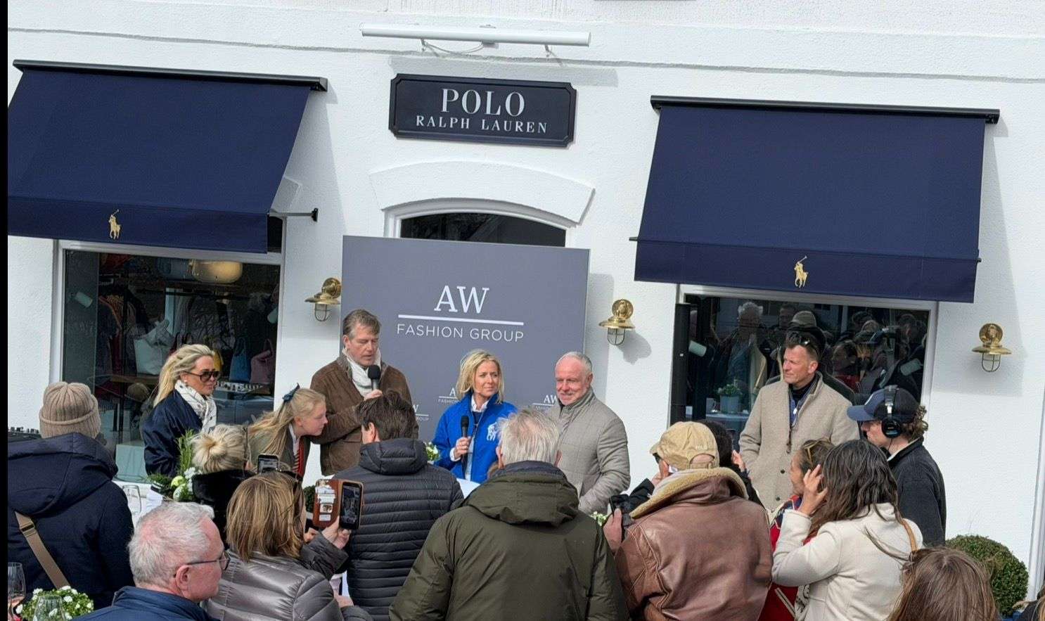 Blau-Goldene Eleganz in Keitum: Ralph Lauren feiert glanzvolles Opening 2 Blau-Goldene Eleganz in Keitum: Ralph Lauren feiert glanzvolles Opening