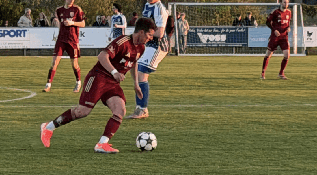 Im Video: Fußball-Gala mit Tränenfaktor: SC Norddörfer verabschiedet sich stilvoll 8 Im Video: Fußball-Gala mit Tränenfaktor: SC Norddörfer verabschiedet sich stilvoll