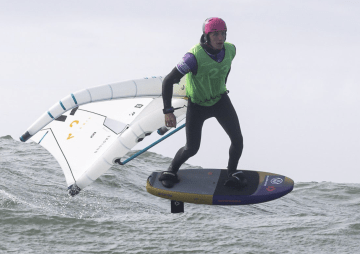 California Summer Opening Sylt 2026 — Wingfoiling & Windsurfen am Brandenburger Strand Meta Description: Vom 14. bis 25. Mai verwandelt das California Summer Opening den Brandenburger Strand in Westerland zur Bühne für Wingfoiling und Windsurfen auf der Nordsee. Eintritt kostenlos.