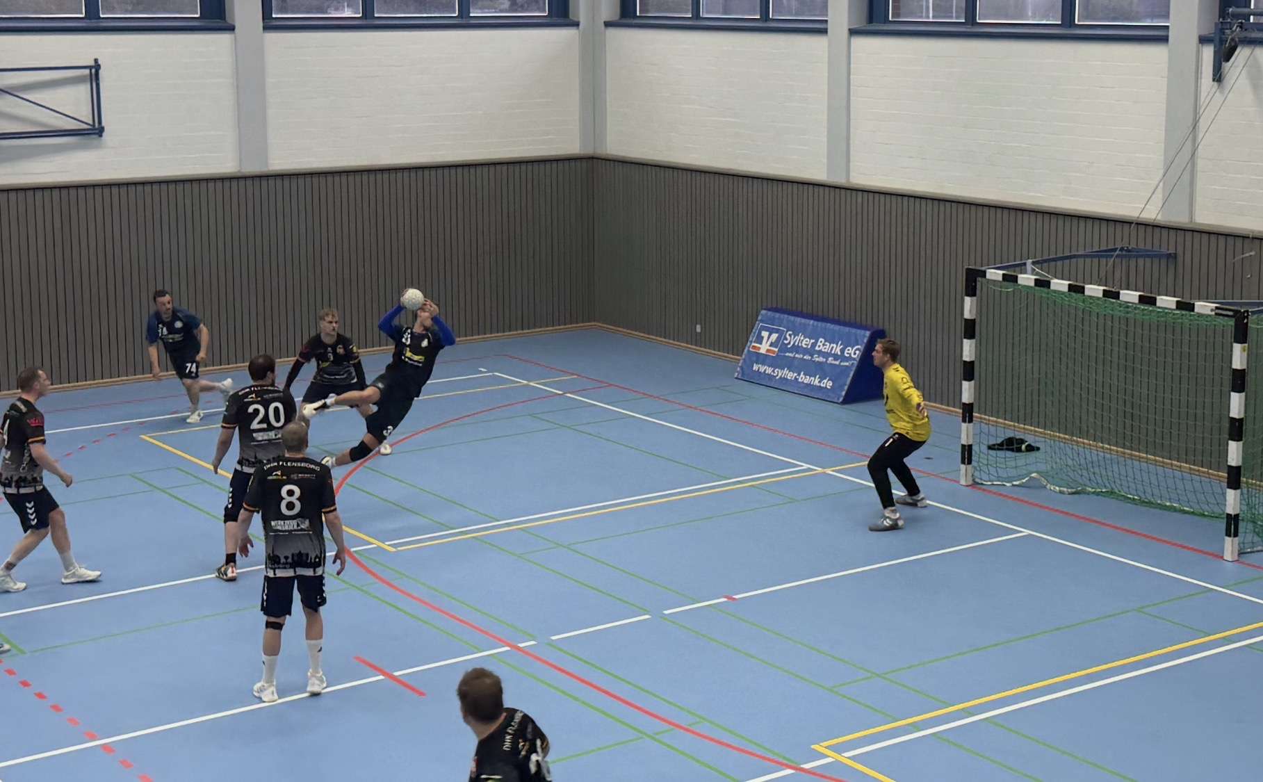 Flensborg zu stark: TSV Westerland verliert letztes Heimspiel 11 Flensborg zu stark: TSV Westerland verliert letztes Heimspiel
