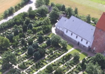 Offene Kapelle und Friedhofsführung in Keitum: Zwei Stunden ohne Programmpunkt