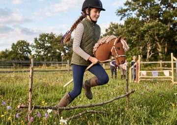 Hobby-Horse-Cup in Keitum: Der ernsthafteste Wettbewerb der Woche 92 Hobby-Horse-Cup in Keitum: Der ernsthafteste Wettbewerb der Woche