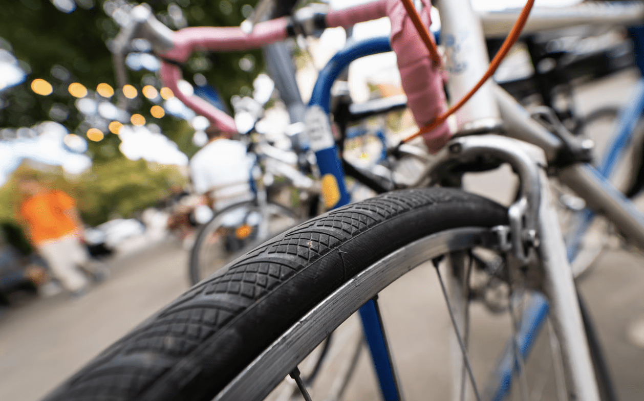 1830 Euro pro Meter auf Sylt – und das Fahrrad steht derweil in Niebüll