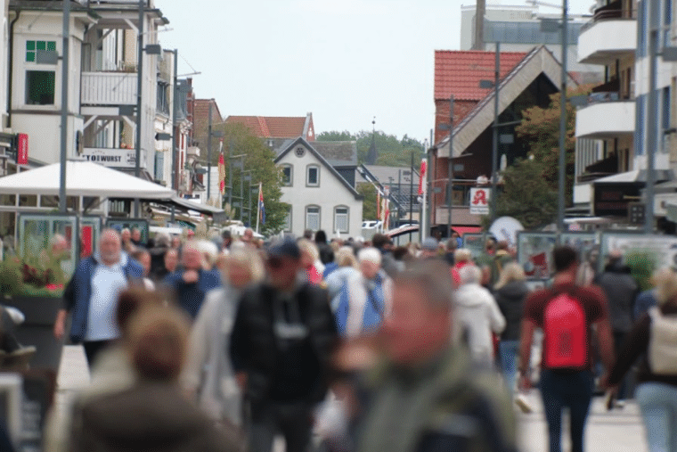 Kommentar: Das Sommerloch weht jetzt aus Nordwest 1 as Sommerloch weht jetzt aus Nordwest