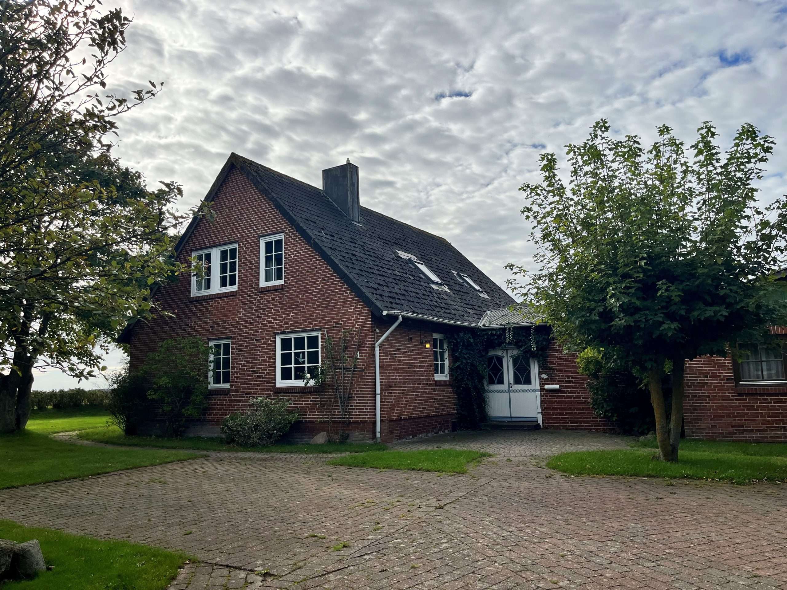 Neue Reiter gesucht: Gemeinde Sylt schreibt den Pferdehof Tinnum aus