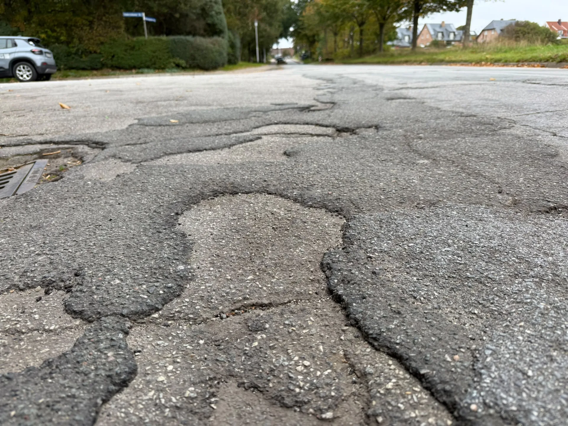 Das Asphaltwerk hält Winterschlaf: Sieben Sylter Straßen werden im Frühjahr neu