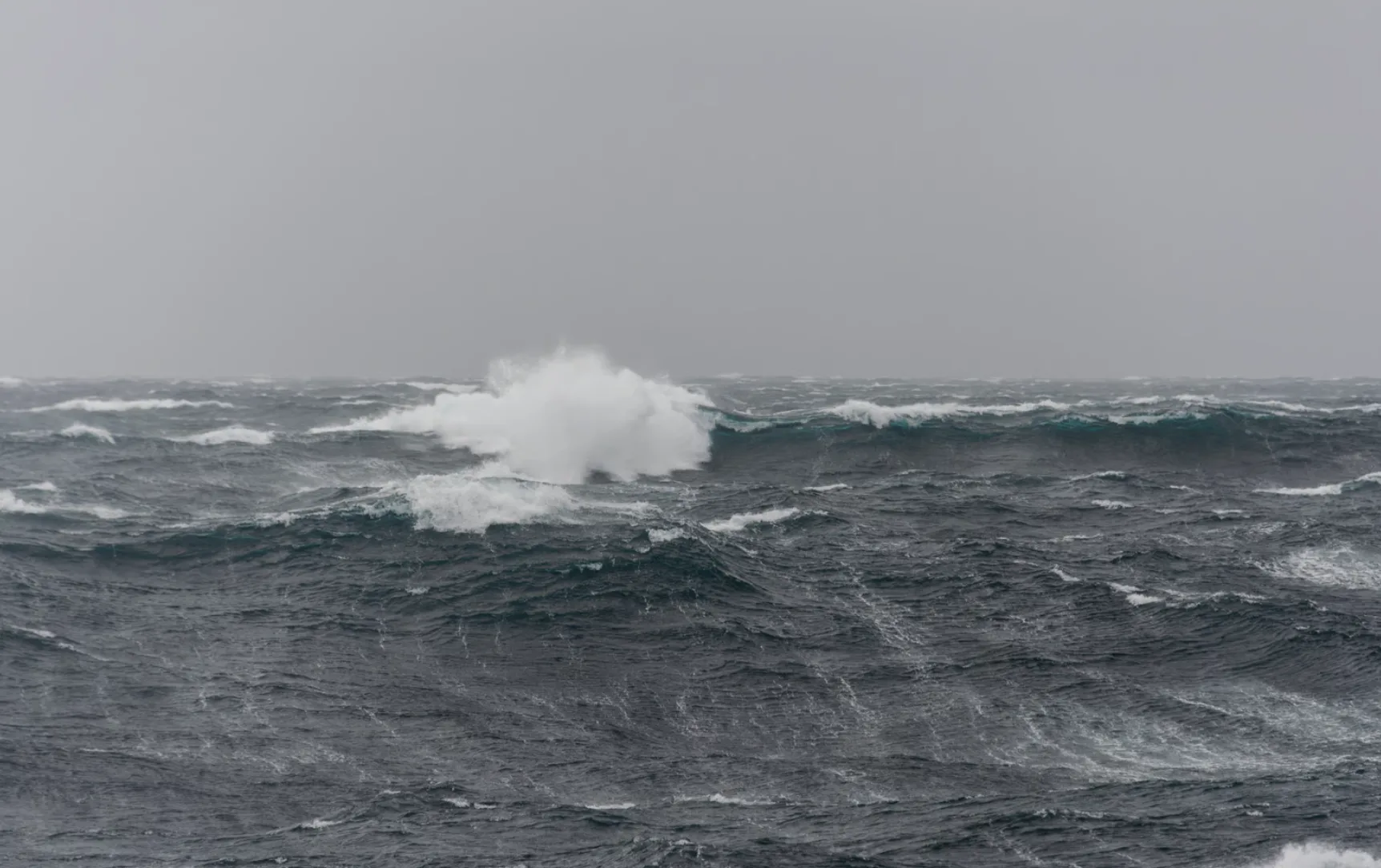 Sturm: Korb 117 wird vermisst: Ein Strandkorbvermieter kommt zum Mittagstisch