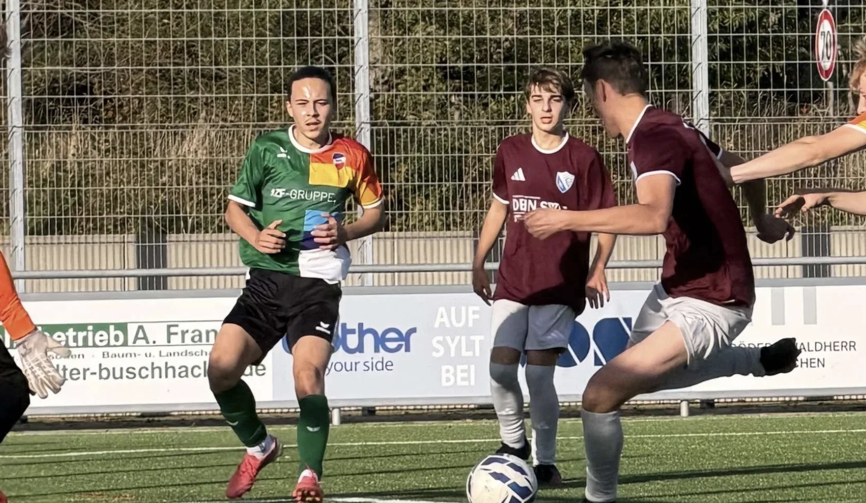 Inselduell unter Flutlicht: Team Sylt gegen SC Norddörfer