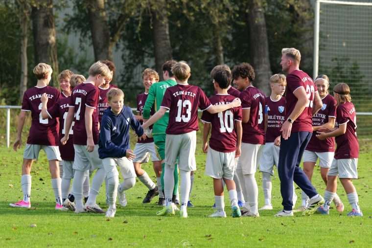 Vogt-Hattrick Team Sylt C-Junioren gewinnen 6:1 in Leck 1 Vogt-Hattrick Team Sylt C-Junioren gewinnen 6:1 in Leck
