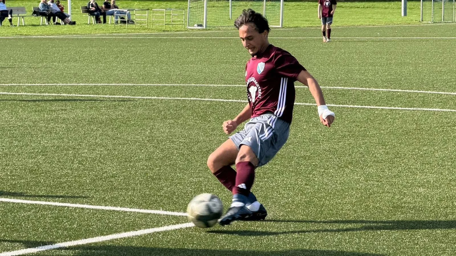 Der Nordfriesen-Haaland schlägt erneut zu: Team Sylt feiert 10:0 in Viöl