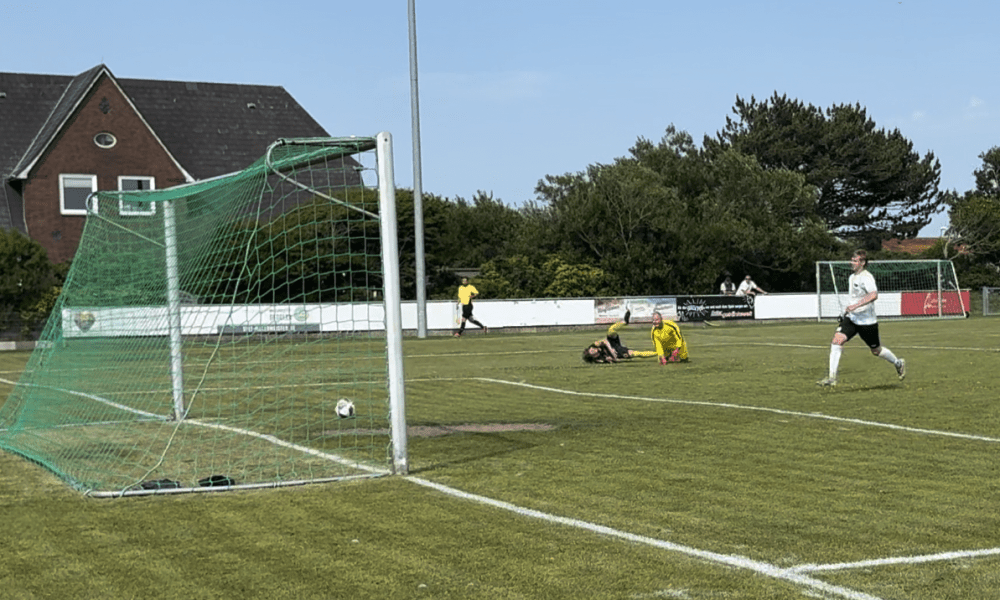 SC Norddörfer gelingt Aufstieg: Dramatisches 3:2 gegen Satrup