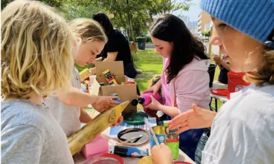 Farbenfrohe Stiftekunst begeistert im Westerländer Rathauspark