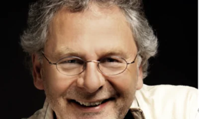 Kabarettistische Klamauklesung mit Manfred Degen: Er ist wieder da – und schärfer als der Westwind!