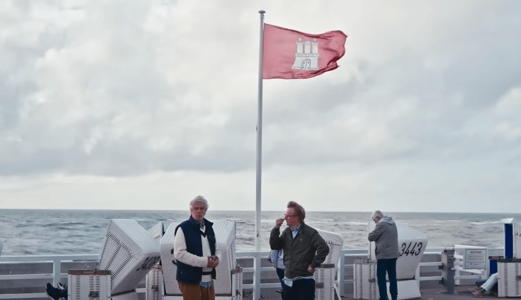 Sylt Video - Zwischen Himmel und Promenade: Wenn Möwen zu Dieben werden und Musik die Wellen begleitet