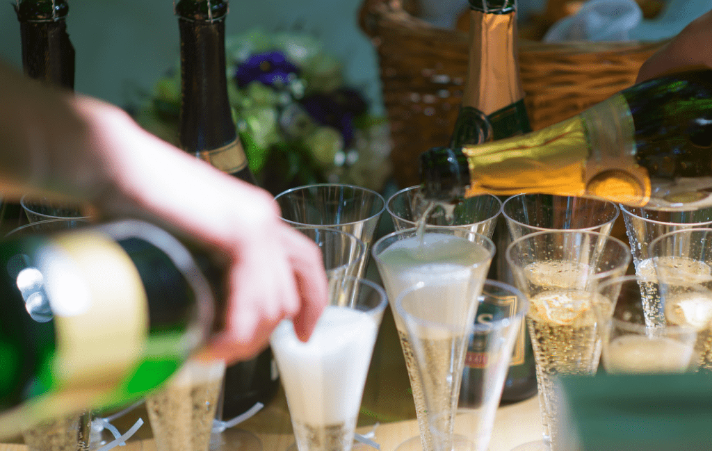 Meinung: Zwischen Schampus und Stollenschuhen – Das wahre Sylt braucht keine Etiketten - Ein Kommentar von Alex Lenz