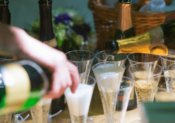 Meinung: Zwischen Schampus und Stollenschuhen – Das wahre Sylt braucht keine Etiketten - Ein Kommentar von Alex Lenz