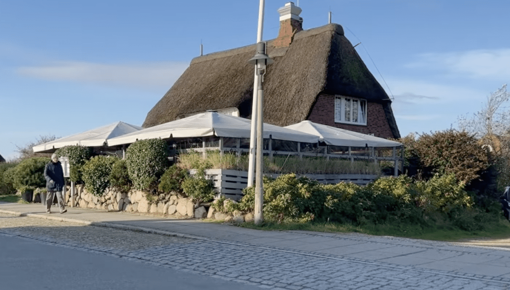 Das Ende einer Ära: Abriss des „Rauchfang“ in Kampen hat begonnen – Übernimmt Juwelier Wempe?