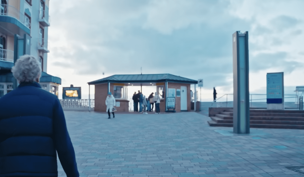 Diagnose "Rollkoffer-Trauma": Warum wir den November auf der Friedrichstraße in Westerland so lieben.