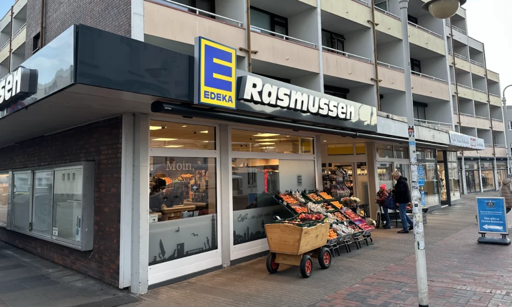 EDEKA Rasmussen: Die Strandstraße pulsiert mit Frische