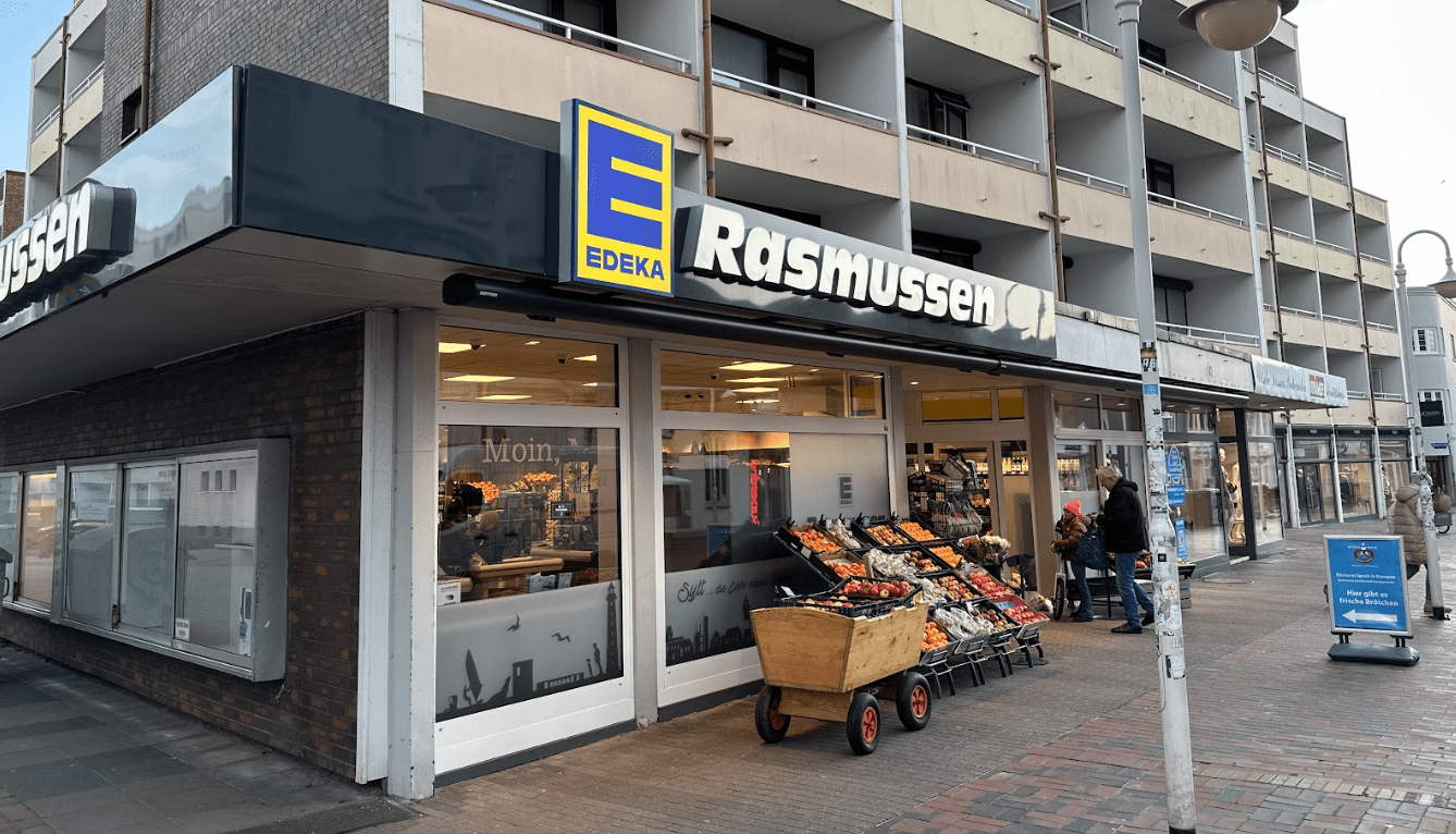 EDEKA Rasmussen: Die Strandstraße pulsiert mit Frische