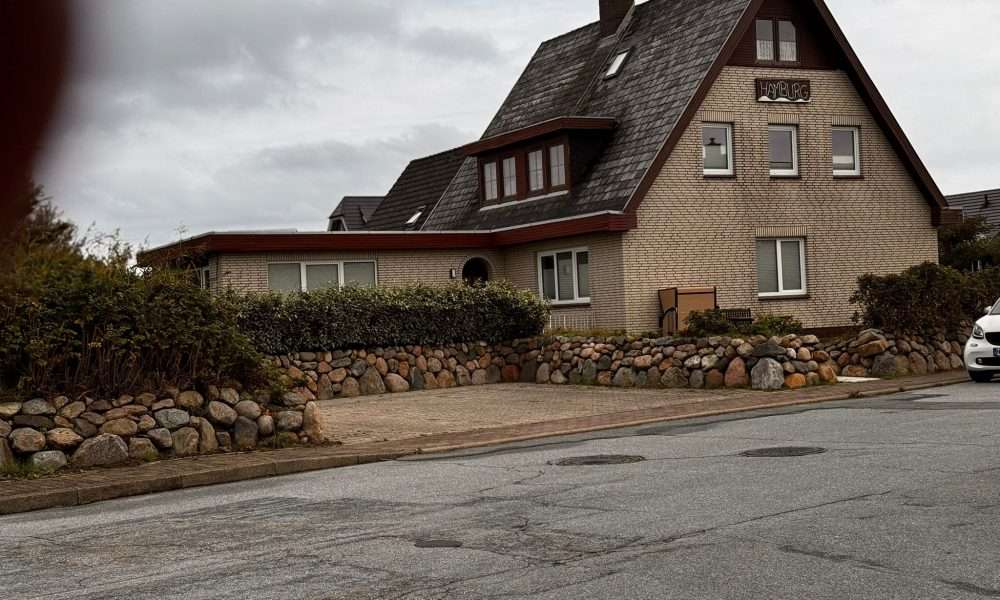 Sylter Geisterstadt Rantum? – Behörden ordnen Abriss von "Haus Hamburg" an