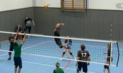 Sylter Volleyballer mit Fabelstart: Perfekter Spieltag in Tinnum befeuert Aufstiegsträume!