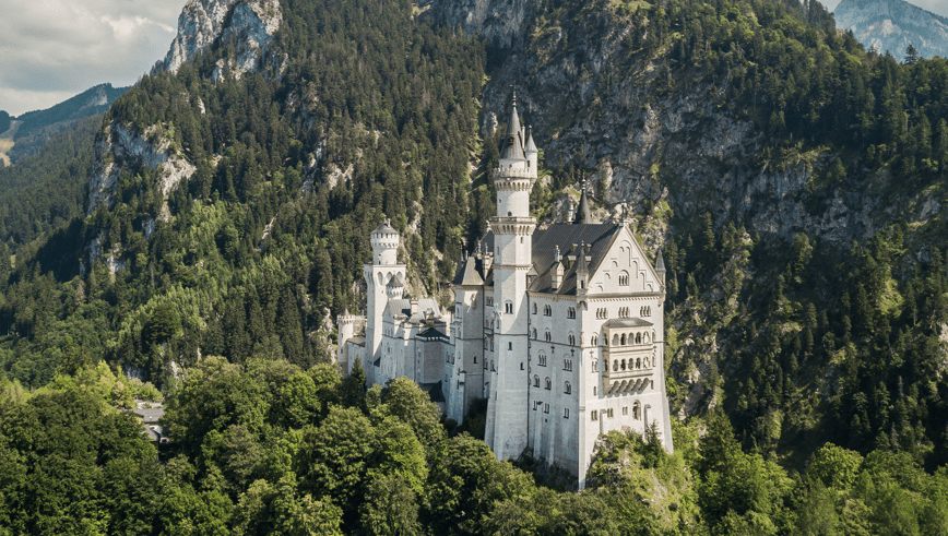 Sylt News: Schloss Neuschwanstein unter Reet