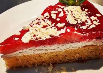 Rezept Glutenfrei Backen - Erdbeerkuchen mit Mascarponecreme und Mandelboden