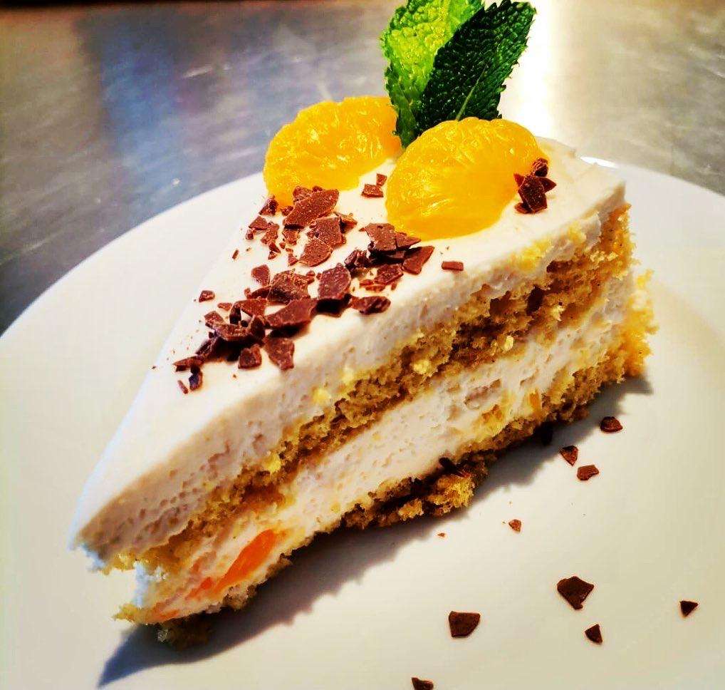 Käse-Sahne-Mandarine-Torte - Die Familentorte 44 Käse-Sahne-Mandarine-Torte - Die Familentorte