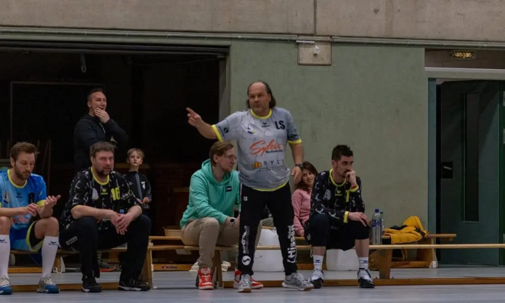 Eine Ära geht zu Ende: Lars Schnittgard verlässt nach 26 Jahren die Kommandobrücke des Sylter Handballs - Ausblick Saison 25/26