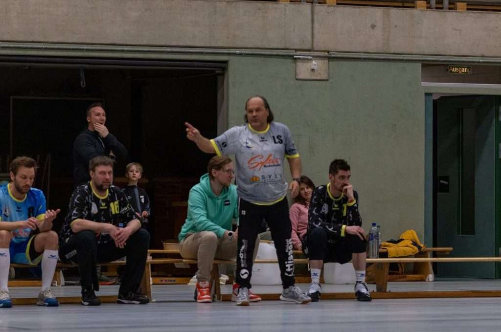 Eine Ära geht zu Ende: Lars Schnittgard verlässt nach 26 Jahren die Kommandobrücke des Sylter Handballs - Ausblick Saison 25/26