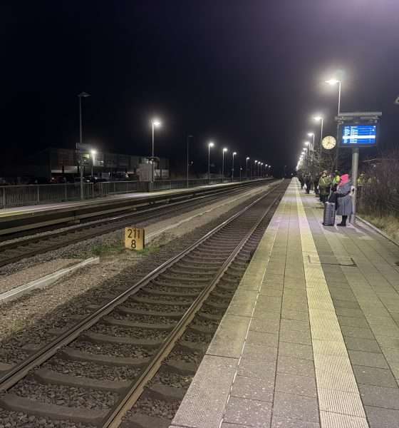 Pendler auf der Marschbahn nach Sylt
