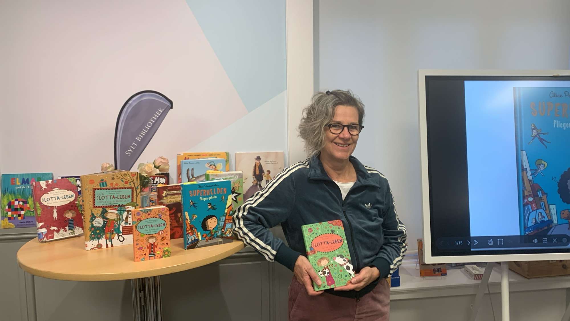 Lotta-Fieber auf der Insel! Die Sylt Bibliothek wird zum Happy Place der Bücherwürmer.