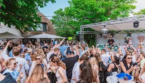 Kampen - Club Rotes Kliff und Pony vereinen die Kampener Partyszene
